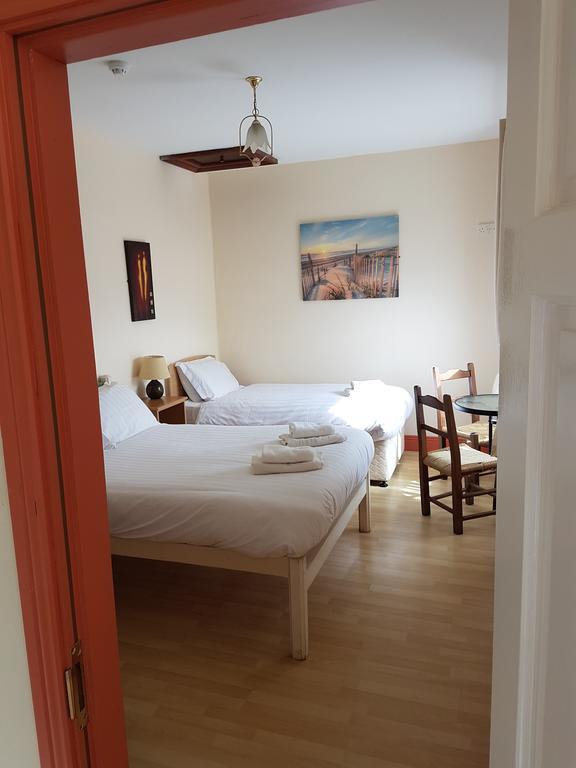 Myles Creek Hotel Kilkee Buitenkant foto