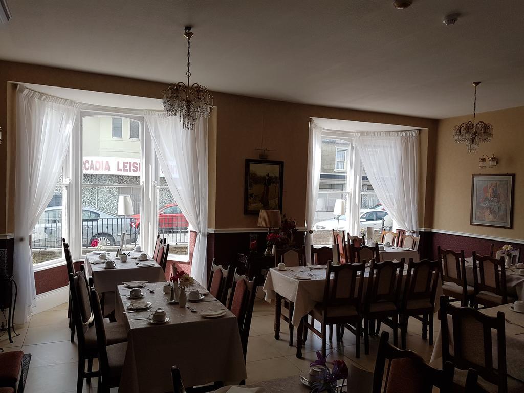 Myles Creek Hotel Kilkee Buitenkant foto