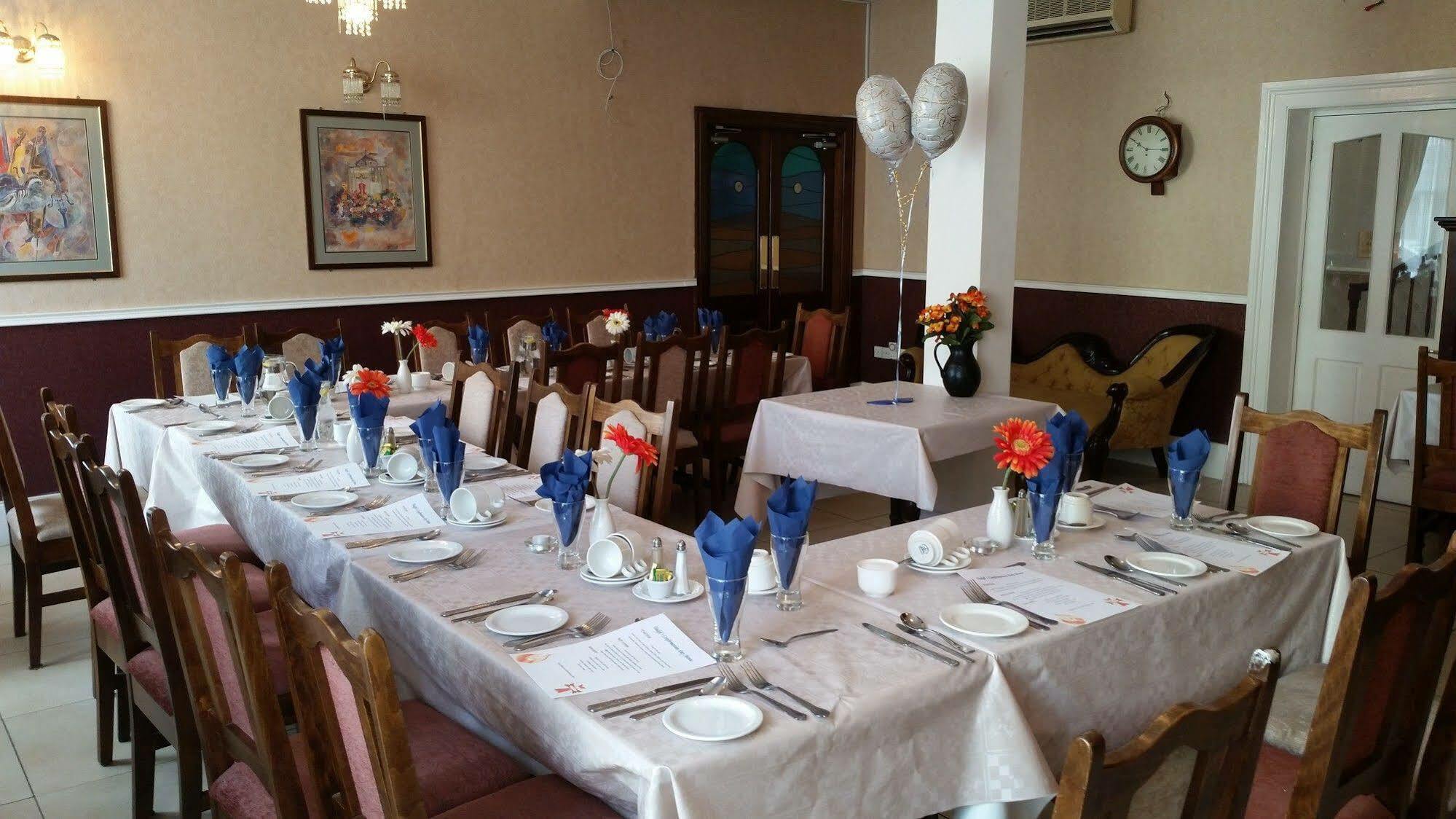 Myles Creek Hotel Kilkee Buitenkant foto